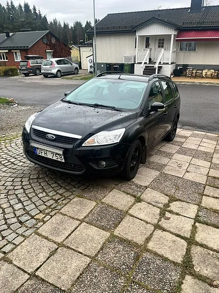 Ford Focus 2011 photo 3