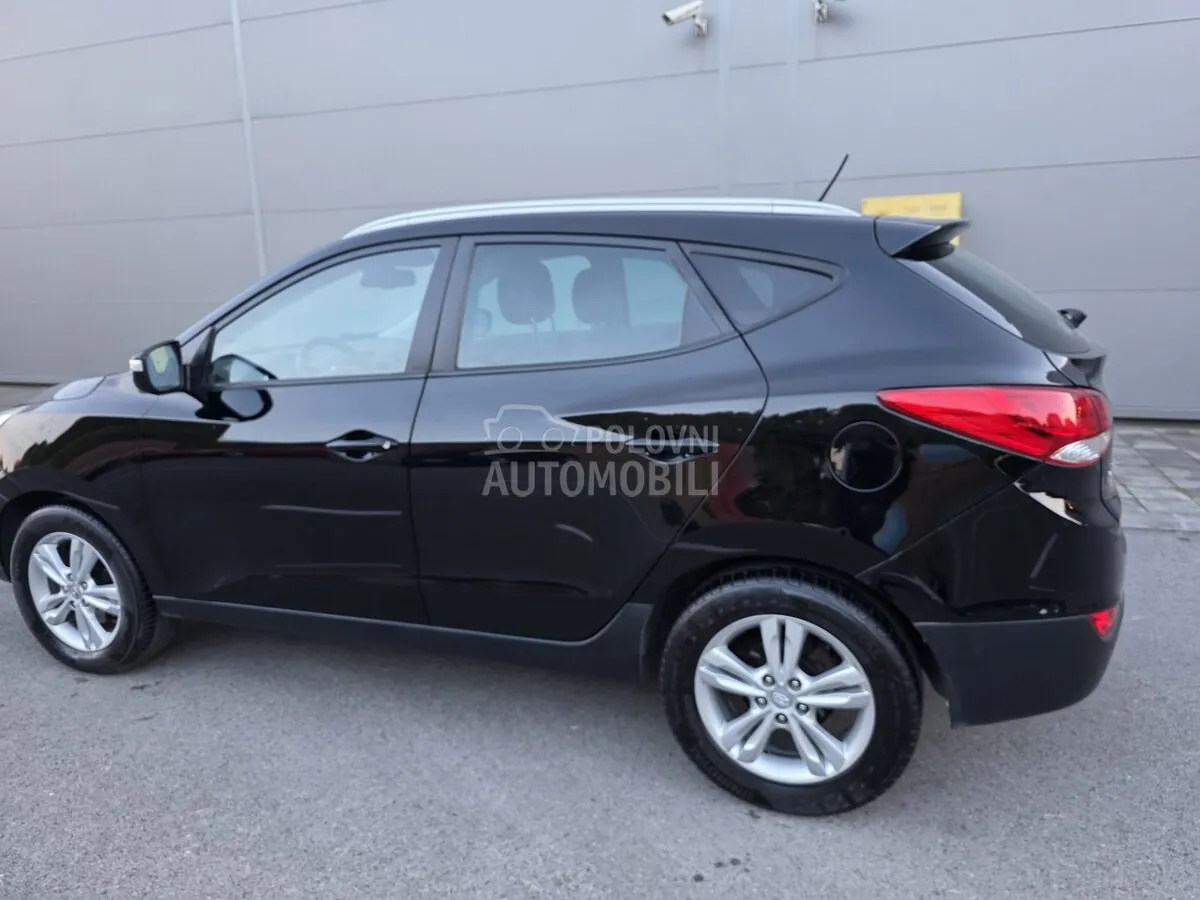 Hyundai Ix35 2012 photo 4