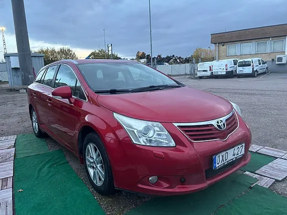 Toyota Avensis 2010 photo 2