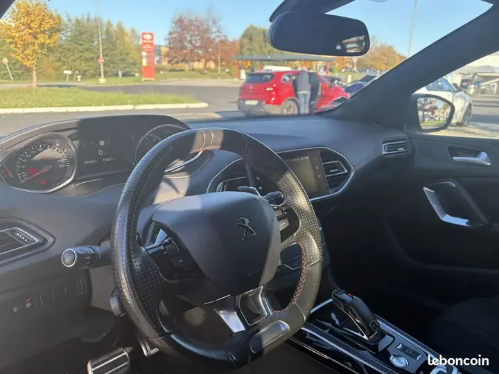 Peugeot 308 2019 photo 5