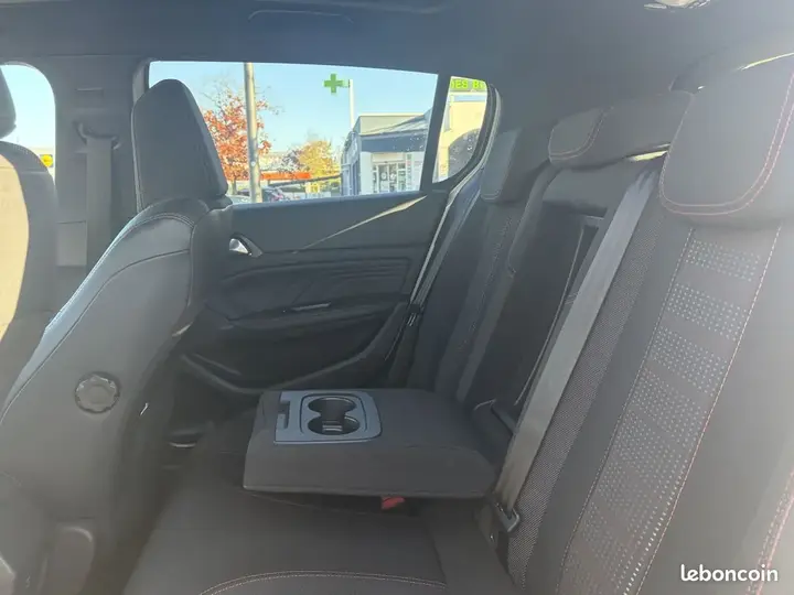 Peugeot 308 2019 photo 4