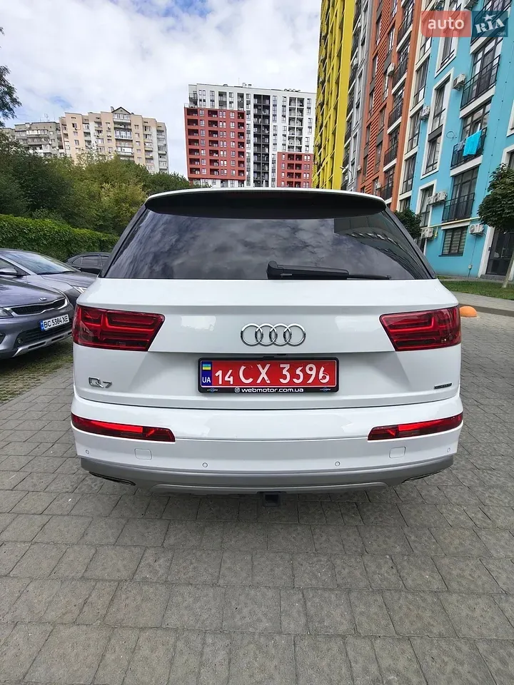 Audi Q7 2019 photo 5