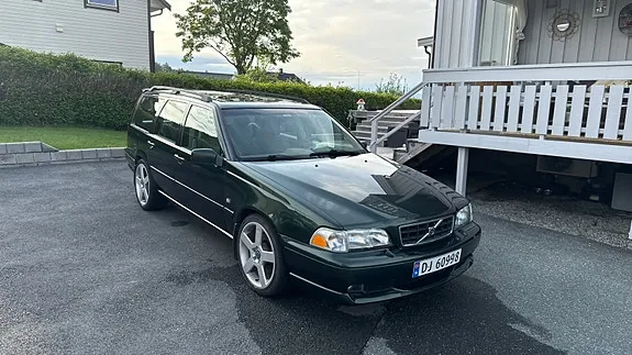 Volvo V70 1999 photo 2