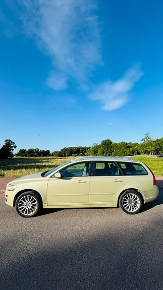 Volvo V50 2008 photo 2