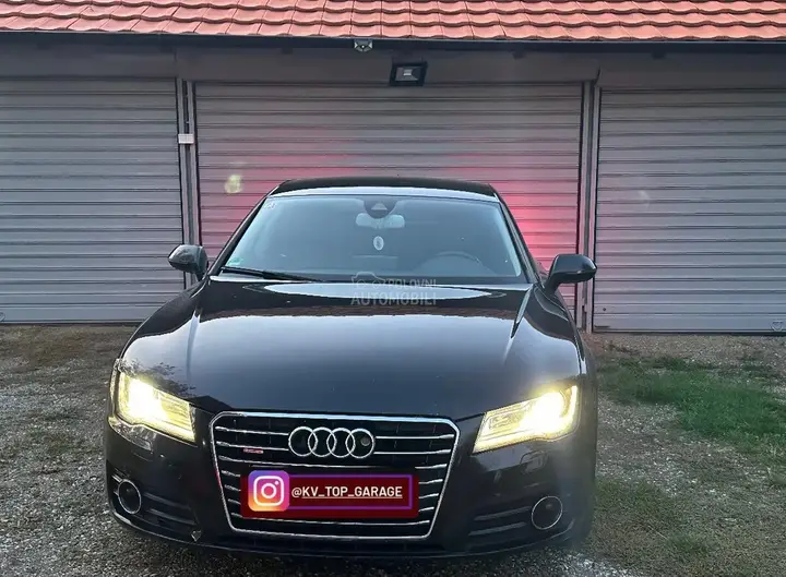 Audi A7 2012 photo 2