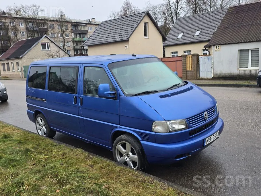 Volkswagen Multivan 2000 photo 2
