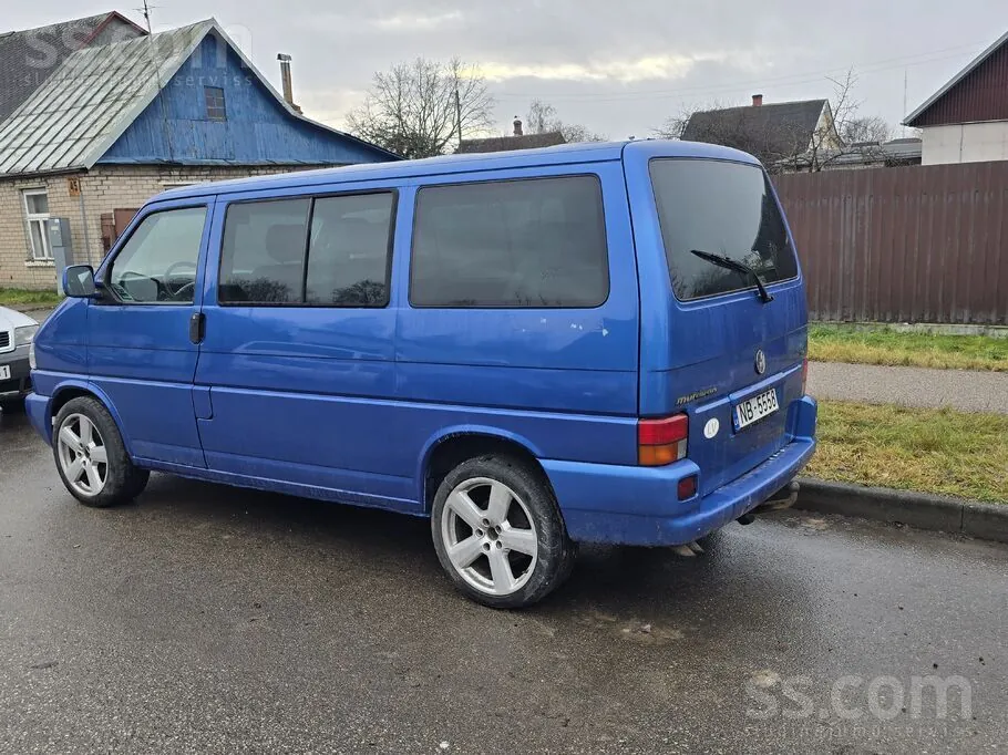 Volkswagen Multivan 2000 photo 4