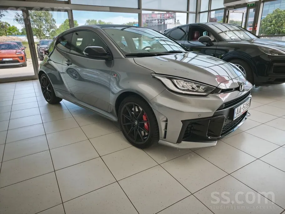 Toyota Yaris 2025 photo 2