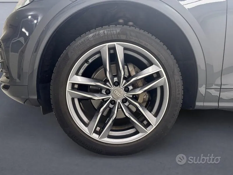 Audi Q5 2018 photo 5