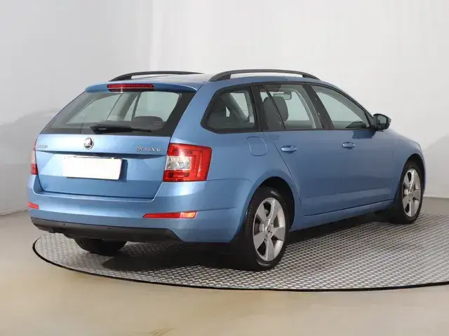 Skoda Octavia Combi 2017 photo 4