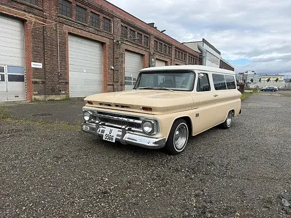 Chevrolet Suburban