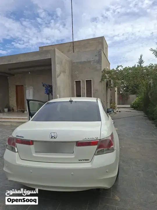 Honda Accord 2010 photo 2