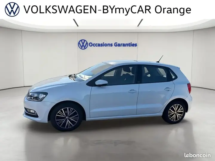 Volkswagen Polo 2017 photo 2