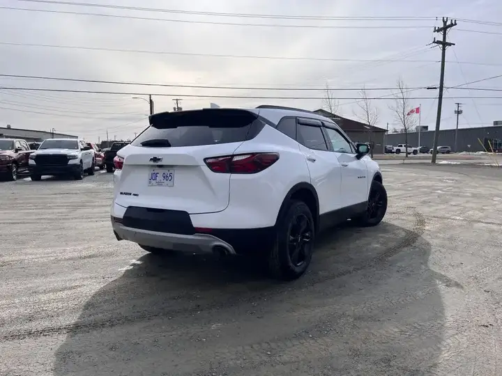 Chevrolet Blazer 2022 photo 5