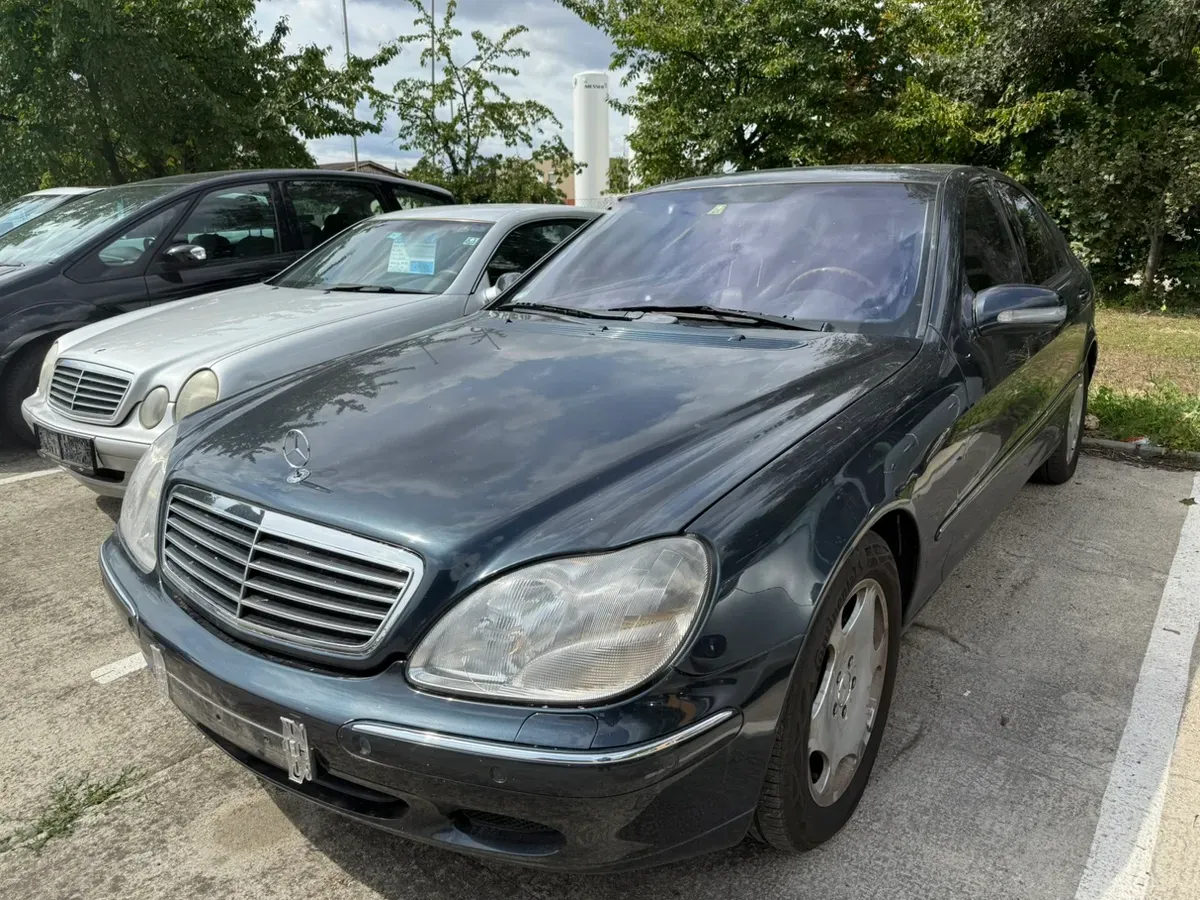 Mercedes-Benz S-Class