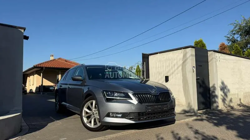 Skoda Superb 2016 photo 5