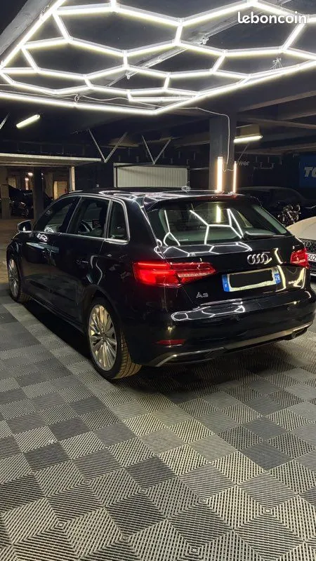 Audi A3 2018 photo 2