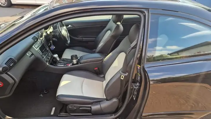 Mercedes-Benz C-Class 2008 photo 2