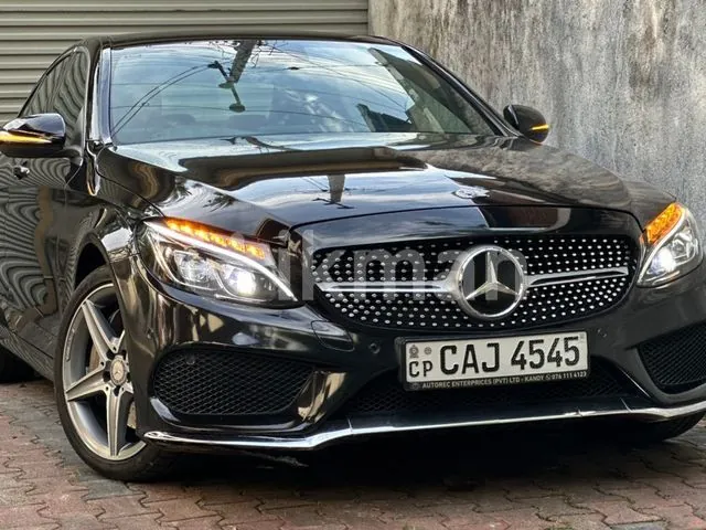 Mercedes-Benz C300 2015 photo 2