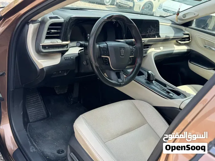 Toyota Crown 2023 photo 3