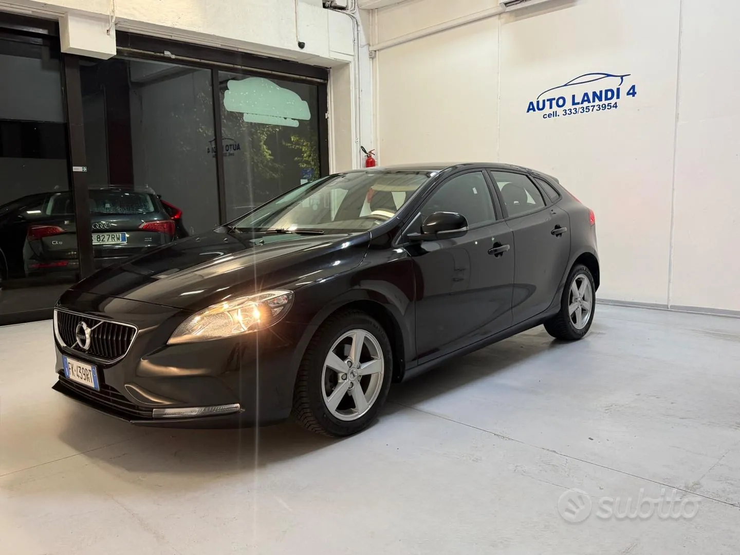 Volvo V40 2017 photo 3