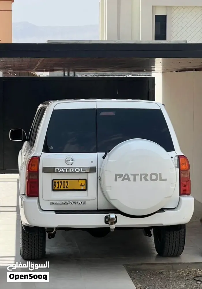 Nissan Patrol 2005 photo 2