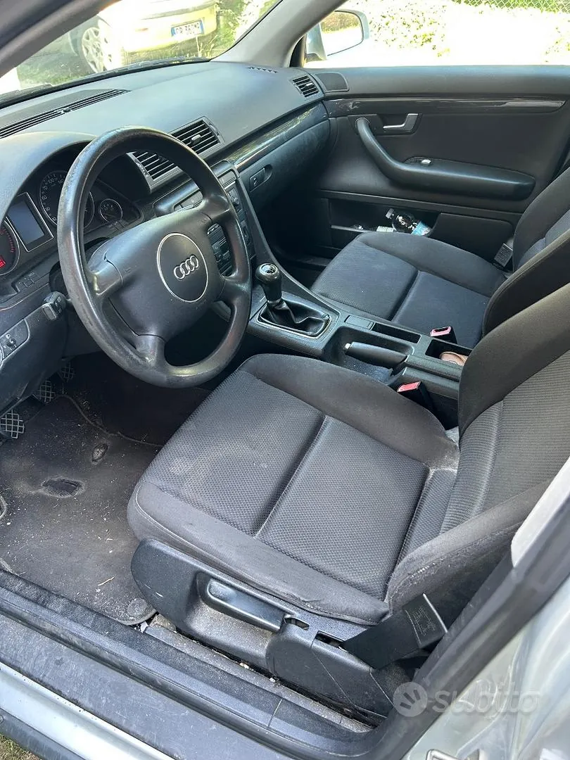 Audi A4 2002 photo 4
