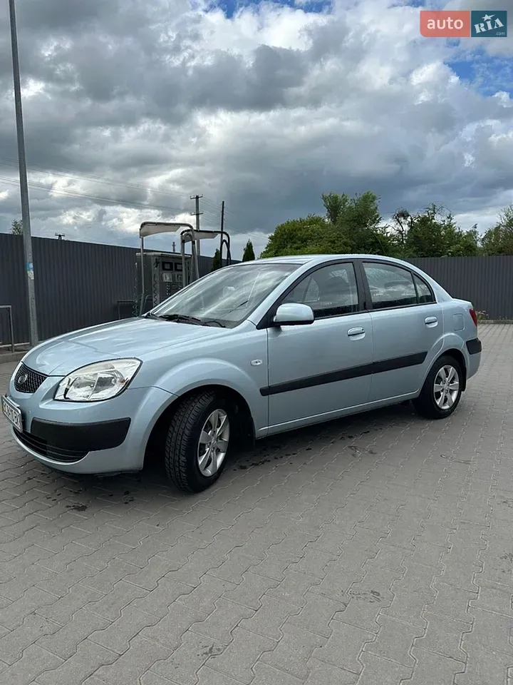 Kia Rio 2008 photo 3