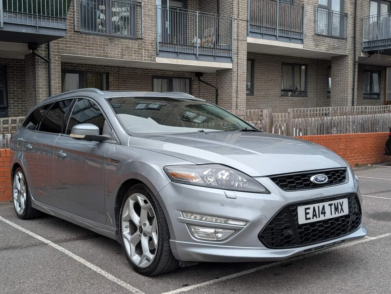 Ford Mondeo 2014 photo 2