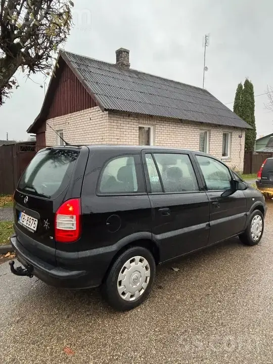 Opel Zafira 2004 photo 3