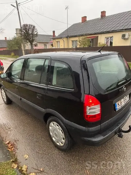 Opel Zafira 2004 photo 4