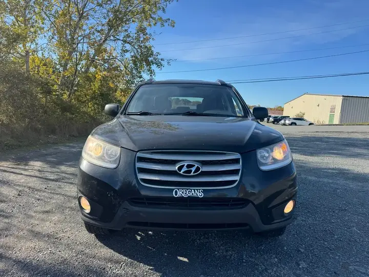 Hyundai Santa Fe 2012 photo 2