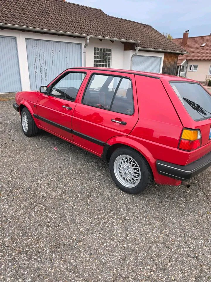 Volkswagen Golf 2