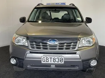 Subaru Forester 2011 photo 3