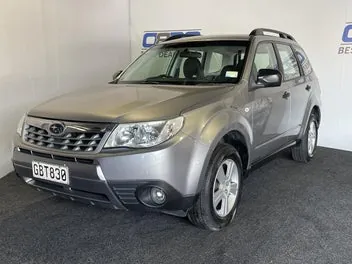 Subaru Forester 2011 photo 4