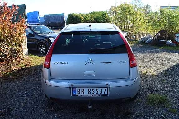 Citroen C4 2009 photo 2