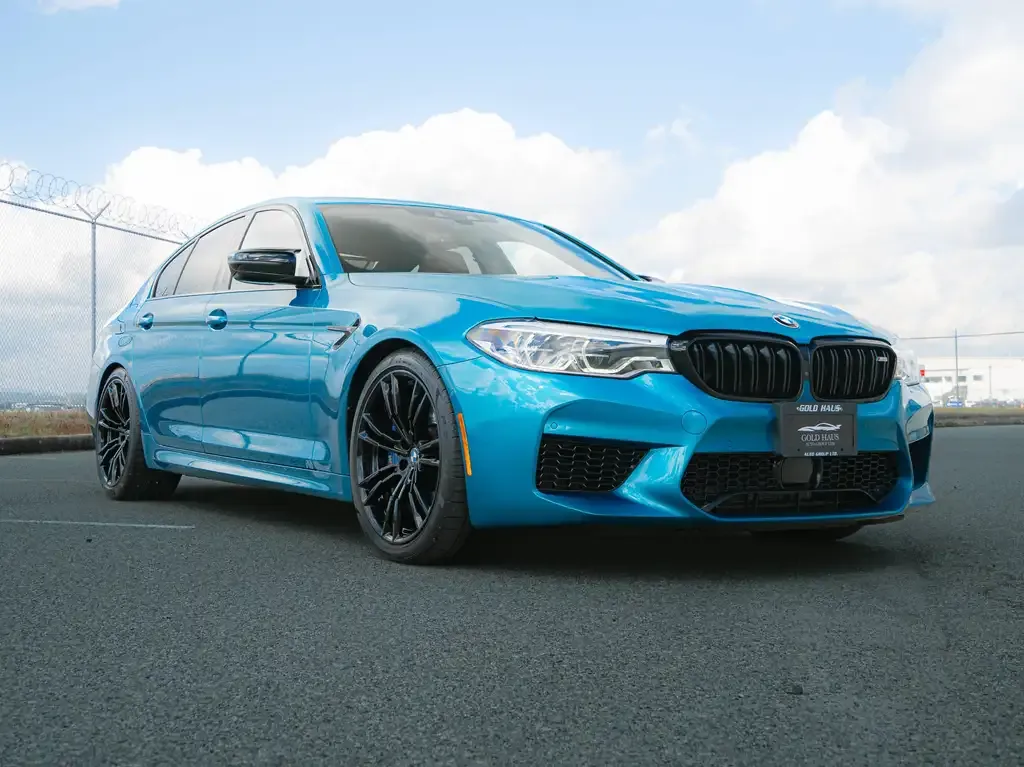 BMW M5