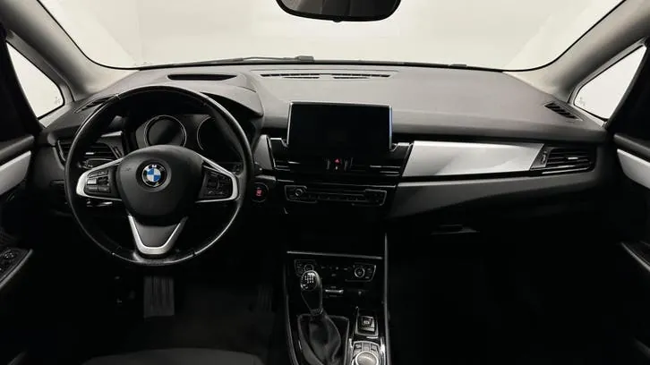 BMW 2 Series Active Tourer 2020 photo 2