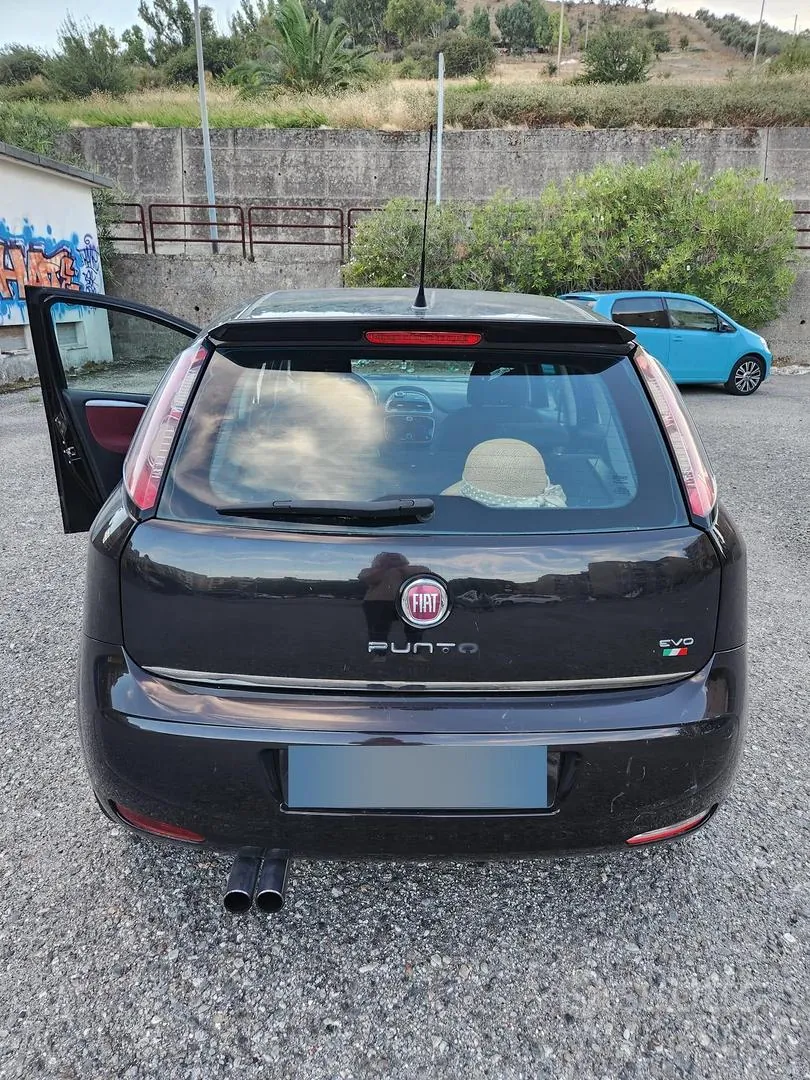 Fiat Punto Evo 2017 photo 2