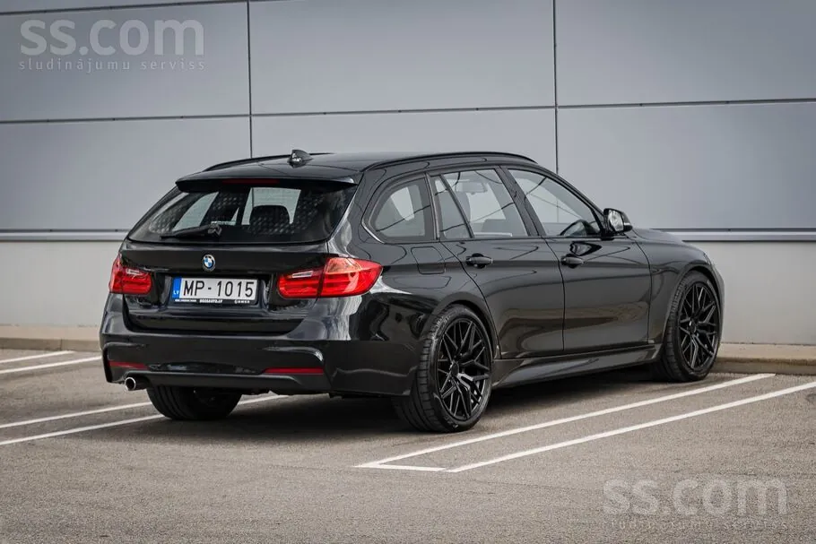 BMW 318 2013 photo 4