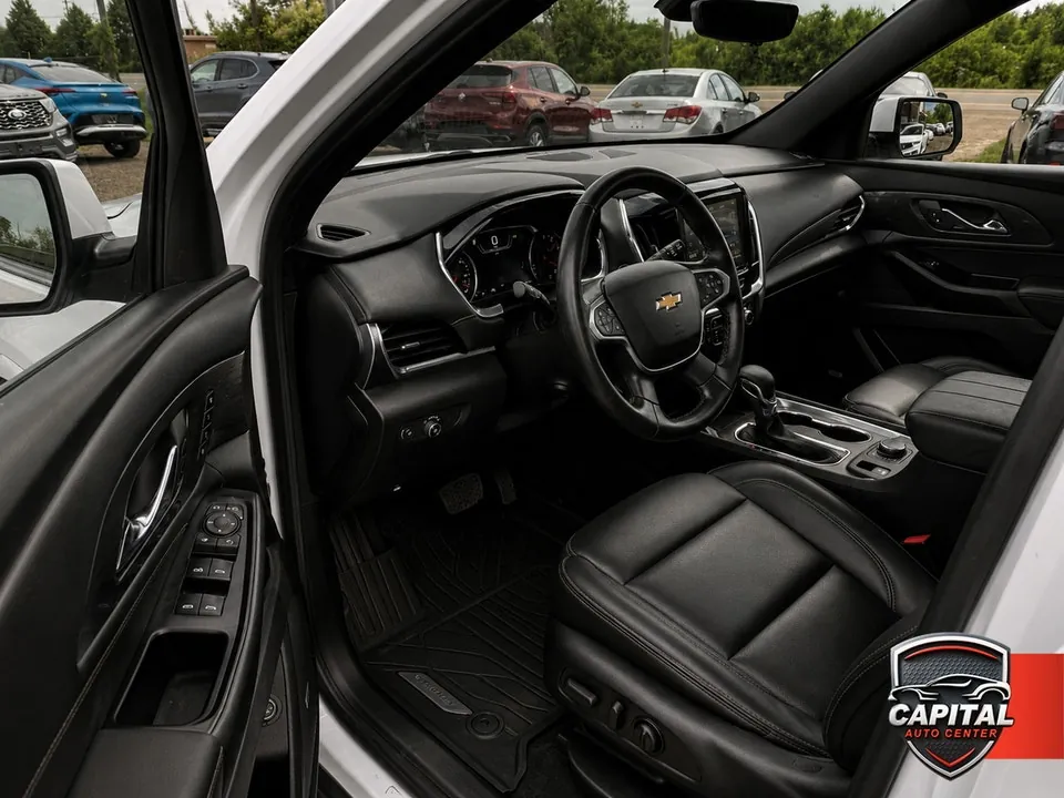 Chevrolet Traverse 2023 photo 5