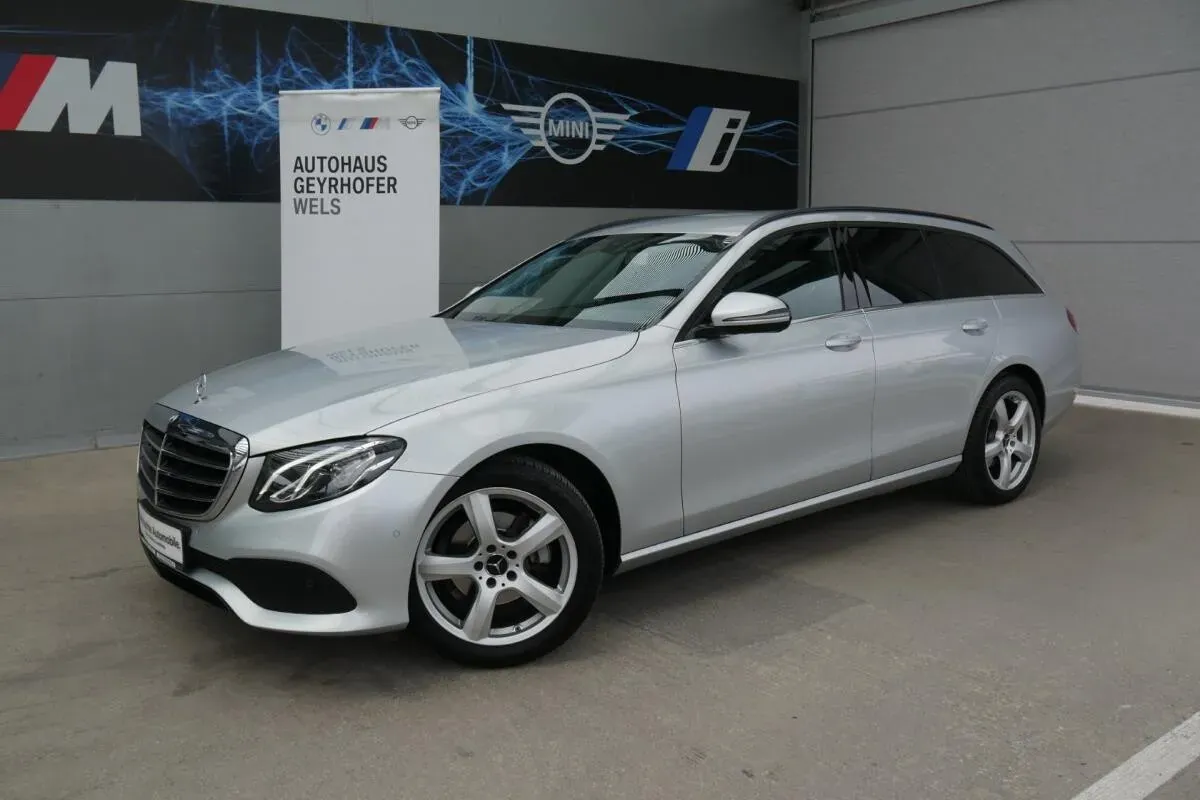 Mercedes-Benz E-Class 2018 photo 3