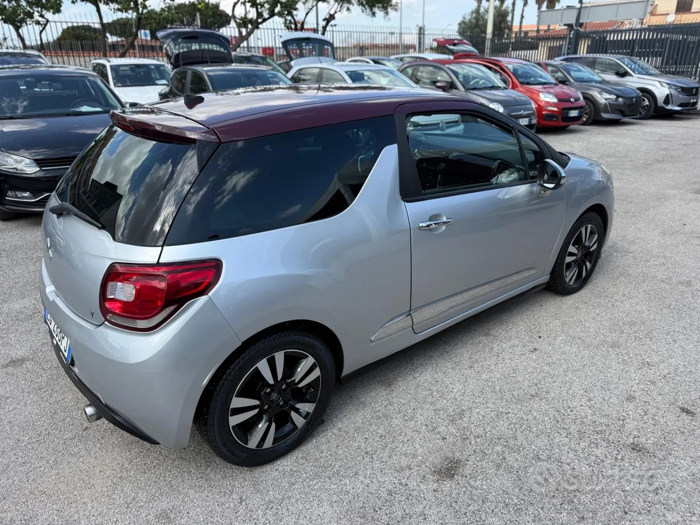 DS Automobiles Ds 3 2011 photo 4