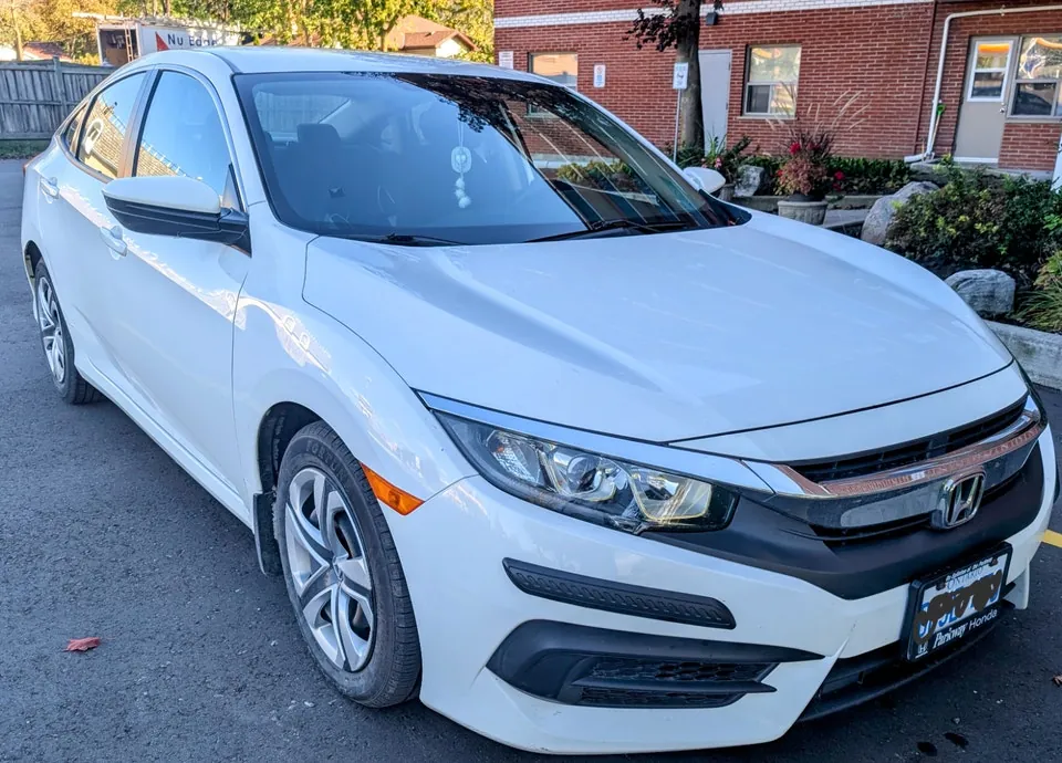 Honda Civic Lx 2017 photo 2