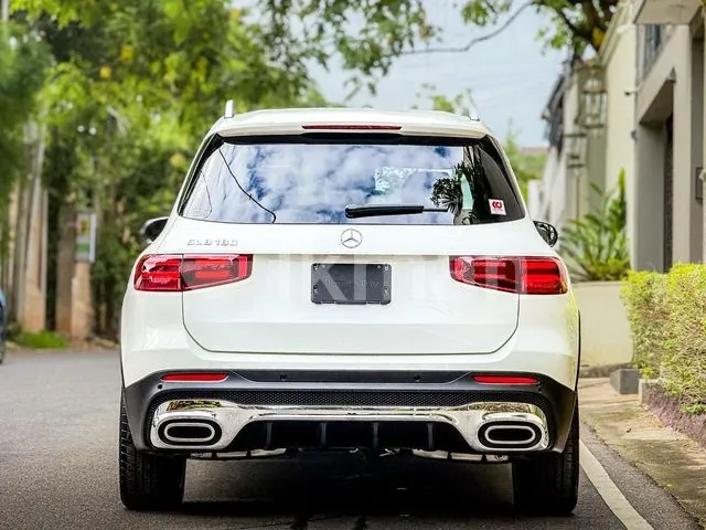 Mercedes-Benz Glb 2025 photo 2