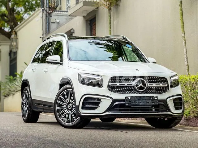 Mercedes-Benz Glb