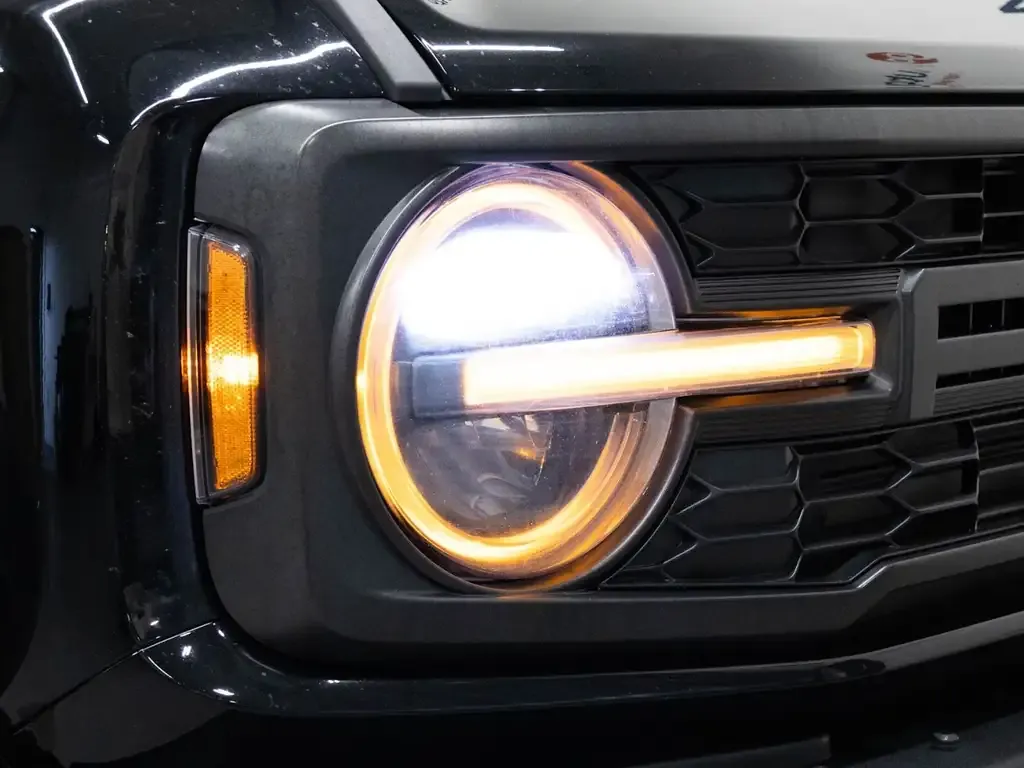 Ford Bronco 2023 photo 3