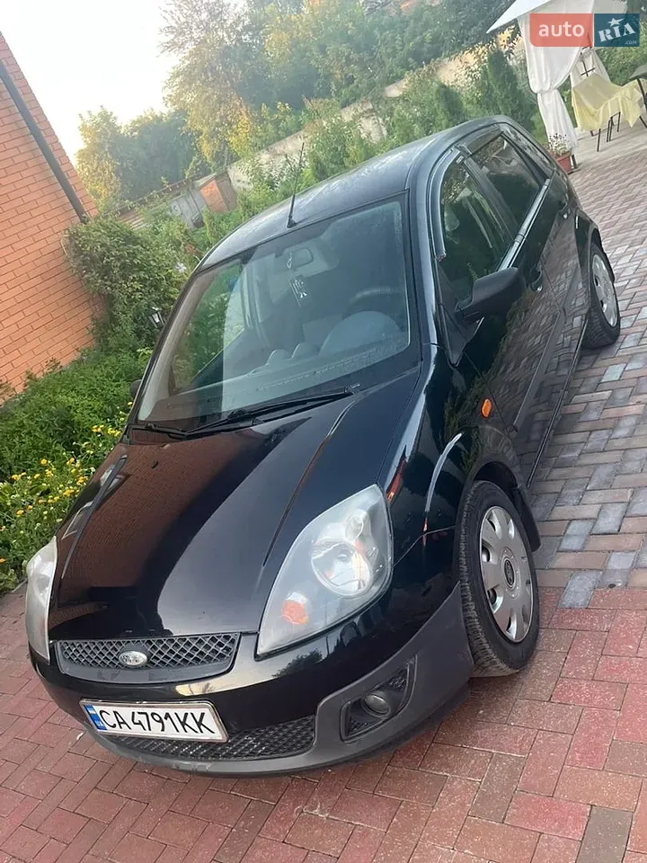 Ford Fiesta 2008 photo 3