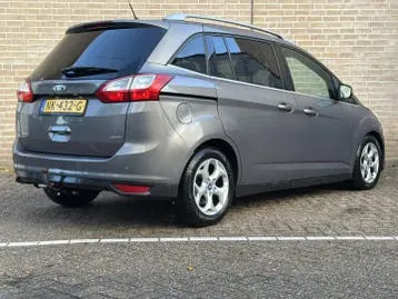 Ford Grand C-Max 2012 photo 2