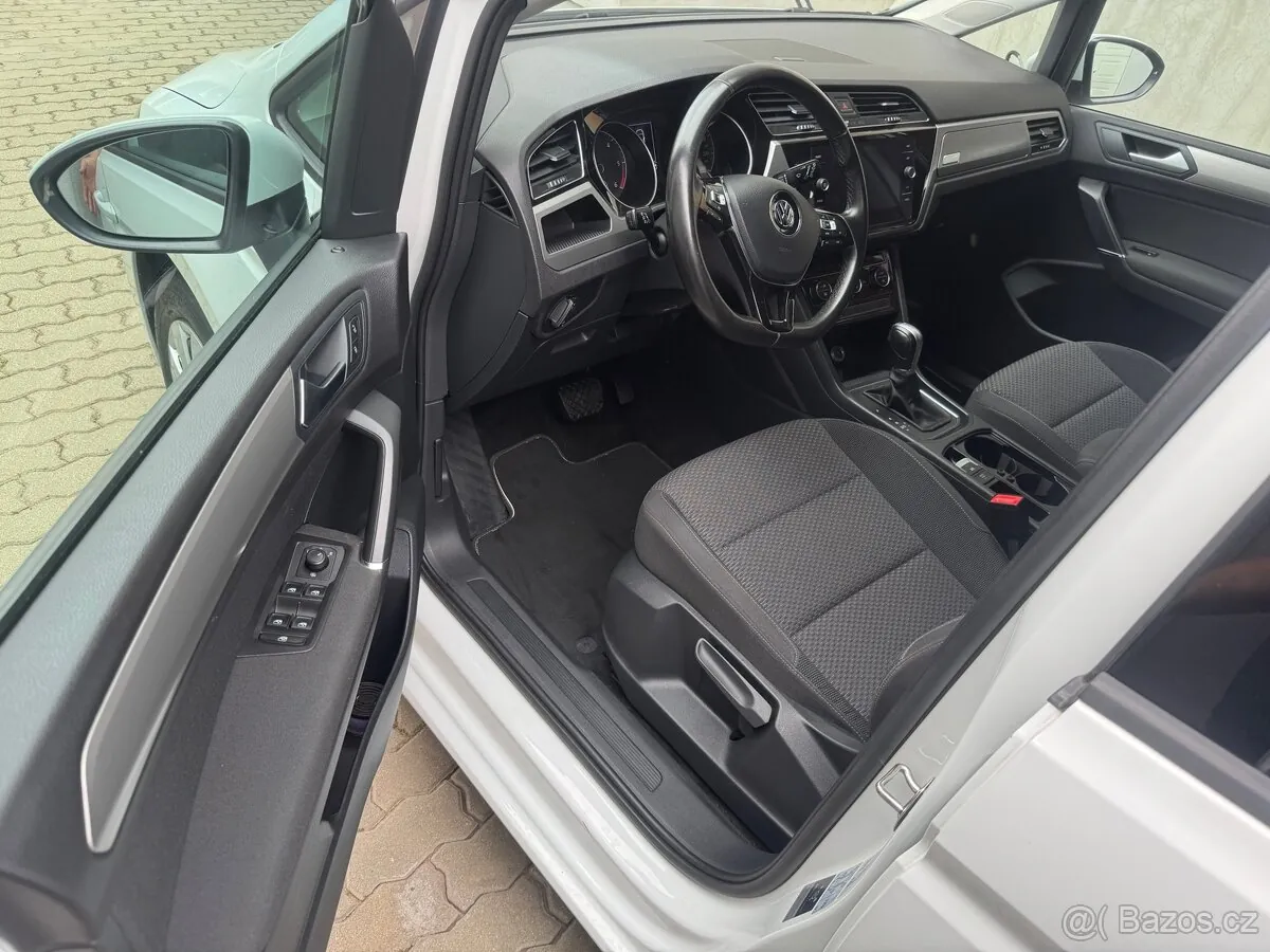 Volkswagen Touran 2019 photo 5